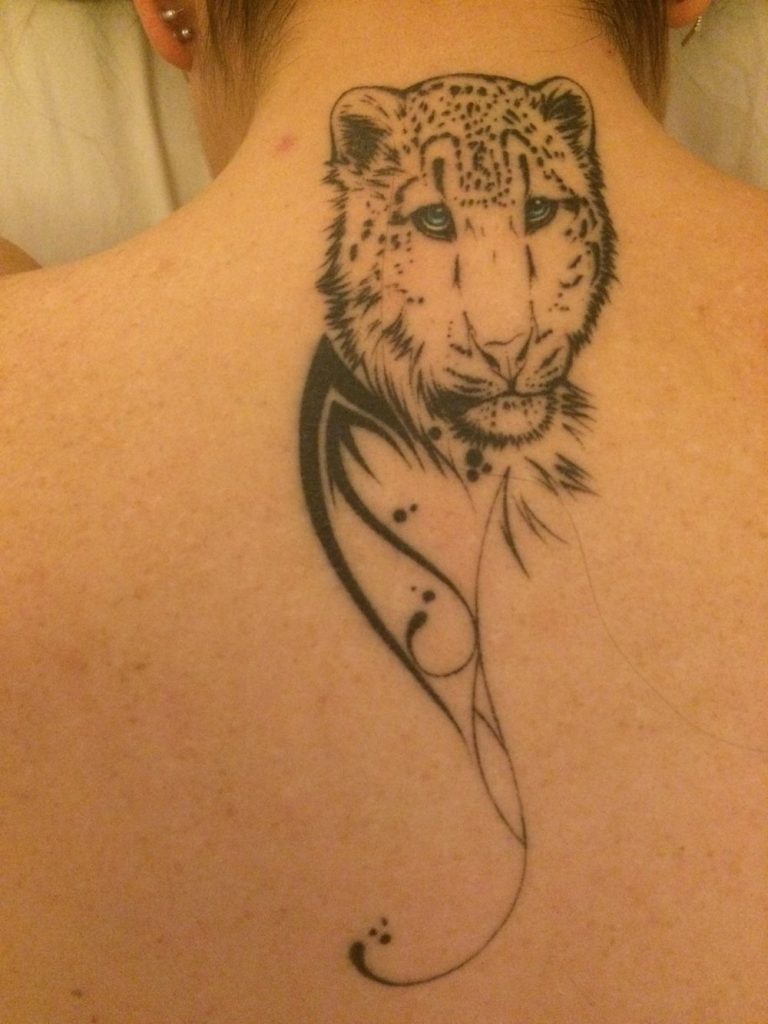 Tatuaje de leopardo de las nieves 74