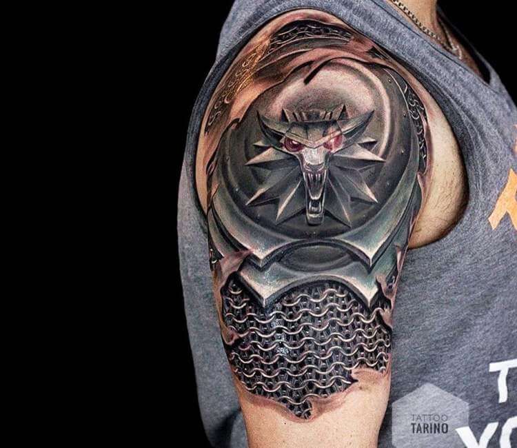Tatuaje de armadura 136