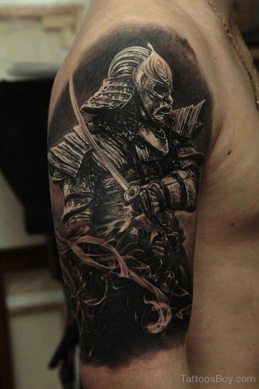 Tatuaje de armadura 197
