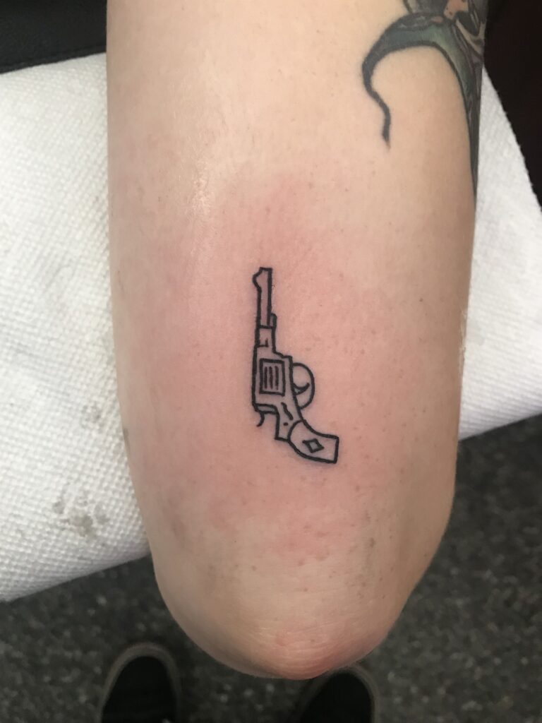Arma tatuaje 169