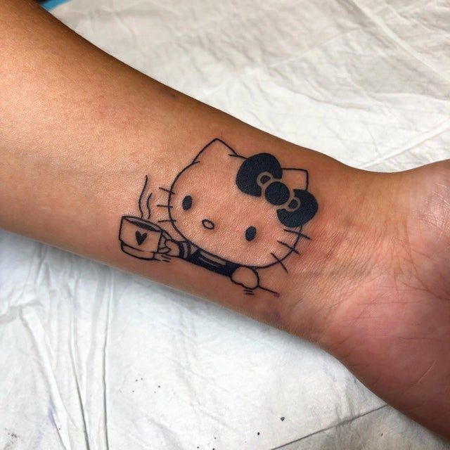 tatuajes de hello kitty 89