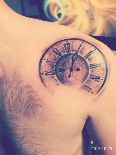 Reloj tatuaje 115