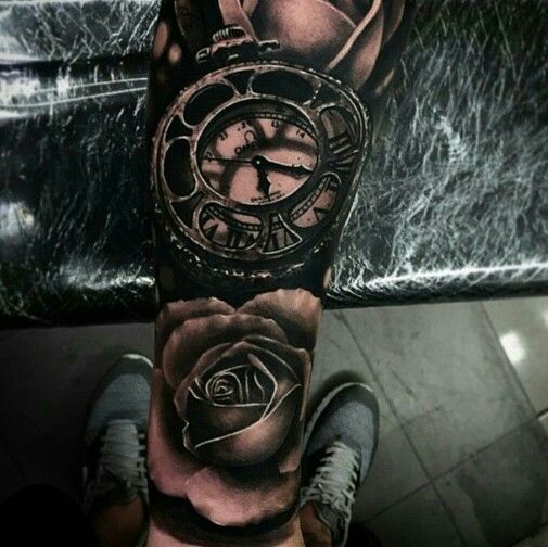 tatuaje de reloj 198